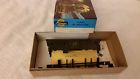 1285 Athearn Ho Scale Undecorated Bay Window Caboose Kit