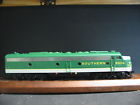 Life-like-proto2000 30820 Southern Railway Ho Scale Road Crescent