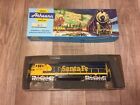 8755 Athearn Locomotive Santa Fe