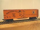 9302-b Northern Pacific Ho Scale Refrigerated Boxcar By Gilbert