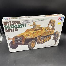 Tamiya 1/35 German Sdkfz 251/1 Tam35195 Plastic Model Kit. Cib New Free Shipping