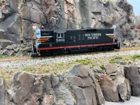 Walthers Proto Southern Pacific Gp-9 Cab # 5601 New In Box