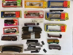 Ahm Lifelike Cox Atsf Giant Ho Train Assortment Track 6154 94138 08690 6305 3560. Fixed Price $109.45.