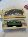 Ho Scale Life-like Caboose Burlington Northern 41576 Green Car Model Train. Fixed Price $15.00.