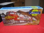 Vintage Athearn Ho Scale Rath 40' Steel Reefer #13107 Kit #1612 Partially Ass.. Fixed Price $8.95.