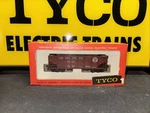 Tyco Pennsylvania Railroad Operating Hopper W/box, All Steps. Fixed Price $19.99.