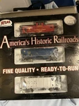 Atlas Ho Scale Train Americas Historic Railroads Delaware & Hudson 3 Pack. Fixed Price $275.00.