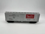 Tyco #4226 Ho Scale Swift Refrigerator Line Silver Good. Fixed Price $5.80.