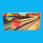 Ho Scale Athearn 40' Box Car Crisco Dark Green #4183 5204. Fixed Price $19.99.