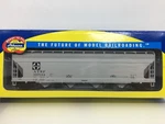 Athearn Rtr 72291 Santa Fe Acf 5250 Centeflow Covered Hopper Atsf #307134. Fixed Price $12.00.