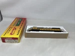 Walthers Trainline 931-173 Ho Scale Ge Dash 8 40B Susquehanna 4002 Wrong Box. Fixed Price $52.99.