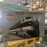 Life-like Ho Proto 2000 8717 E8/9 Southern #2924 Diesel Locomotive New (B4). Fixed Price $95.00.