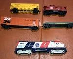 Tyco Alco Century 430 Powered Diesel Spirit Of 76 Locomotive Ho + Extra Cars. Fixed Price $19.58.
