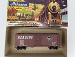 Athearn #1039 Ho Scale Reading 40' Box Car Maroon W/ Good. Fixed Price $12.99.