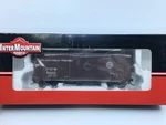 Ho Intermountain Chicago Great Western 40 PS-1 Boxcar Cgw #93319 Metal Wheels. Fixed Price $25.00.