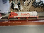 Tyco Mantua Ho Santa Fe Alco Diesel Engine 4301 Shell Complete Handrail Set. Fixed Price $22.00.