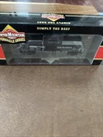 Ho Scale Intermountain Cargill 19.6K Gallon Tank #19547 New. Fixed Price $34.00.