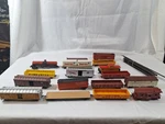 Lot Of 17 Ho Trains - Tyco, Lifelike, Rivarossi, Etc, With Tracks. Fixed Price $39.99.