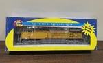 Athearn 79832 Ho AC4400 Gecx Locomotive #4001 - Dcc Brand New!. Fixed Price $199.99.