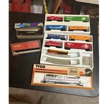 Tyco Roundhouse Locomotive Amtrak GG-1 251-07 Spsf 3205 1726. Fixed Price $130.99.