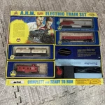 Ahm Ho Scale Santa Fe Complete Ready To Run Train Set Original Box 5028. Fixed Price $94.99.