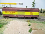 Milw 2144 Roundhouse 480-1218 50' Single Door Boxcar,knuckle Cplrs,metal Wheels. Fixed Price $15.99.