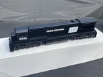 Atlas Ho Scale U33C Penn Central Red Box 8533 Vintage Boat Model Railroad. Fixed Price $120.00.