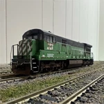 Weathered Burlington Northern Ho Scale U33C Diesel Locomotive 5749 Atlas Dc. Fixed Price $100.00.