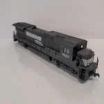 Walthers Trainline Ho Norfolk Southern Dash 8-40B B40-8 3553. Fixed Price $69.95.