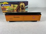 Ho Athearn #5333, Milwaukee Road 'hiawatha' 50' Express Reefer #48296, Ob, Kadee. Fixed Price $5.95.