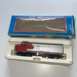 Model Ho Scale Santa Fe 5601 Powered Locomotive And Silver. Fixed Price $50.00.