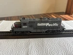 Ho Scale, Walthers, Southern Pacific GP9, Locomotive 3877 Runs & Lights W/video!. Fixed Price $55.90.