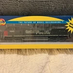 Athearn 78947 Ho Scale Southern Pacific Dash 9-44CW Diesel Engine #8165. Fixed Price $100.00.