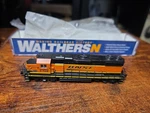 Walthers 929-50301 Emd GP38-2 Bnsf 2102 Dcc Ready. Fixed Price $175.00.